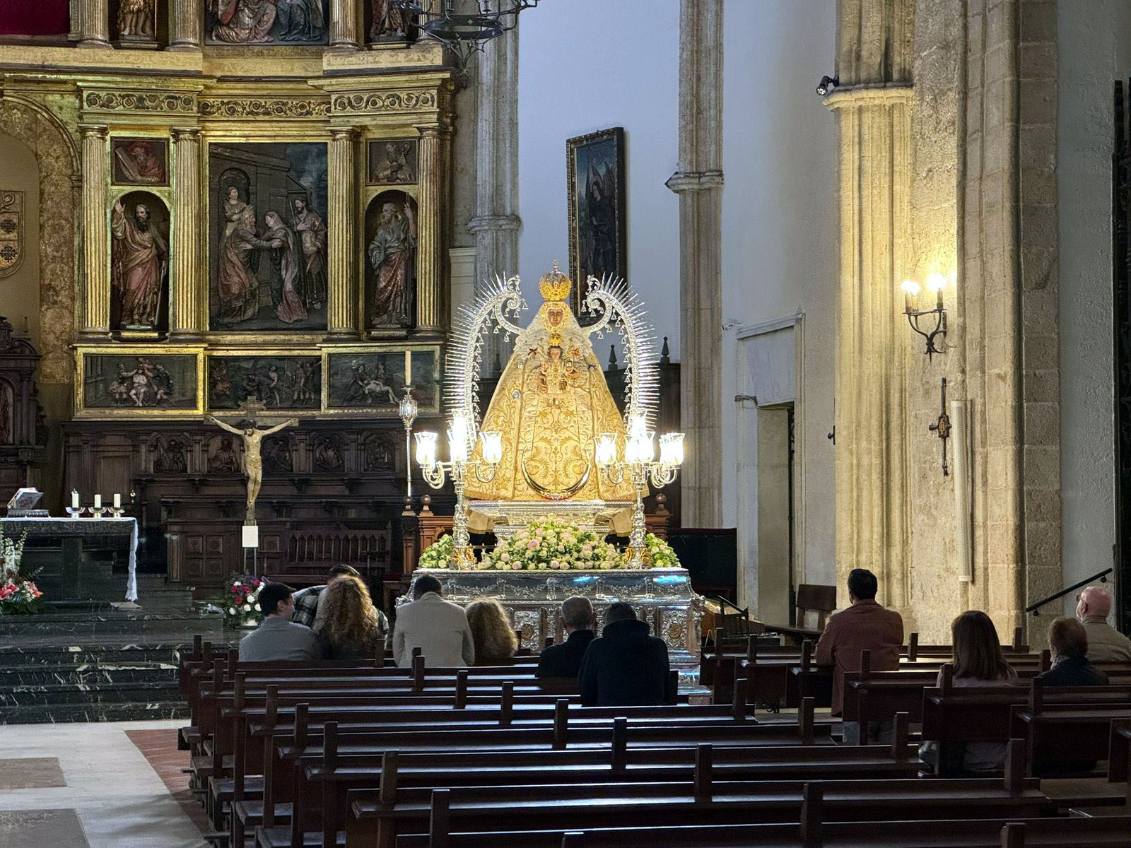 LA VIRGEN DEL PRADO YA ESTA EN SU PASO DE SALIDA CON MOTIVO DEL 425 ANIVERSARIO DE LA FUNDACIÓN DE LA HERMANDAD