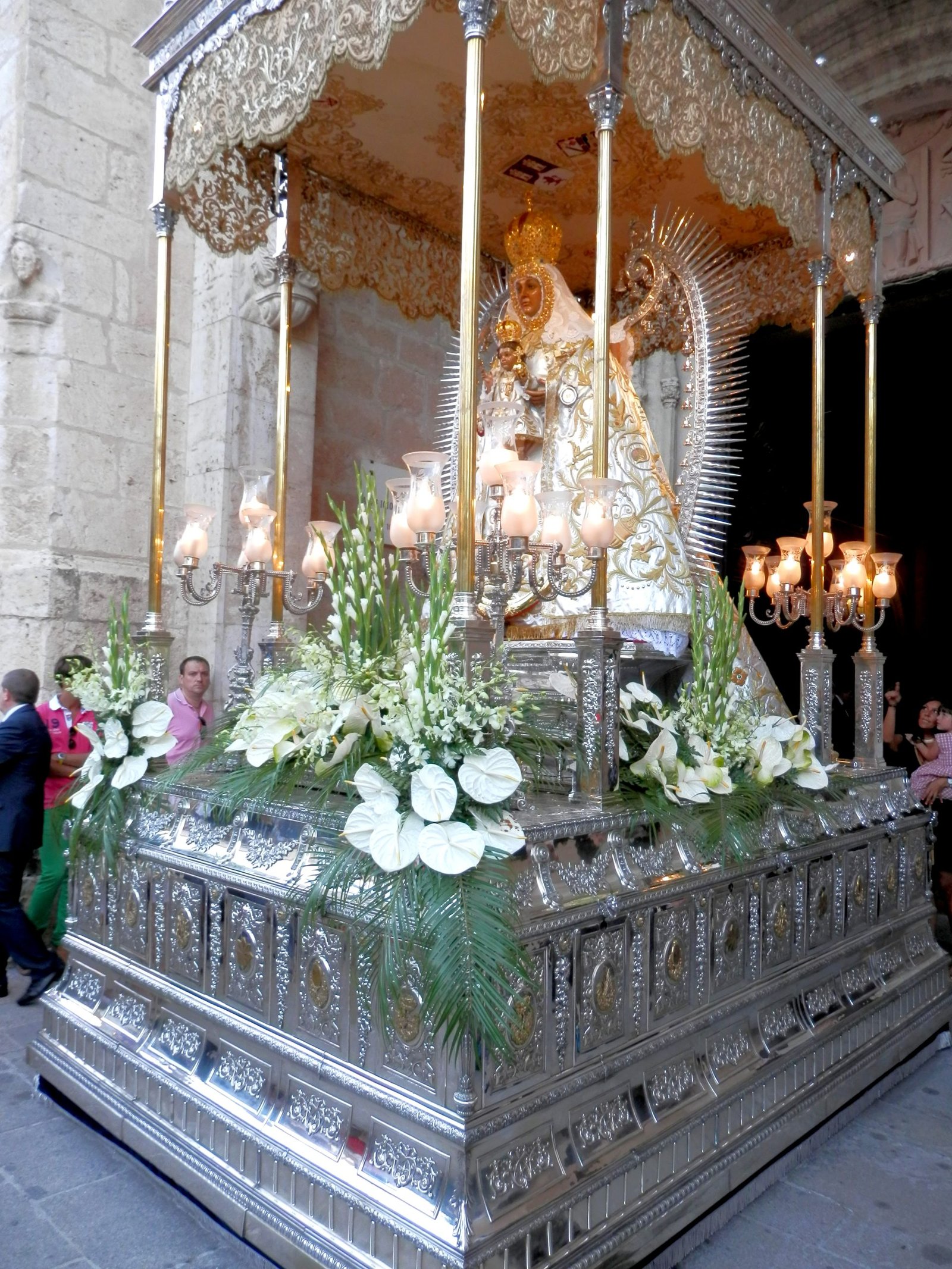 Paso de la Virgen del Prado