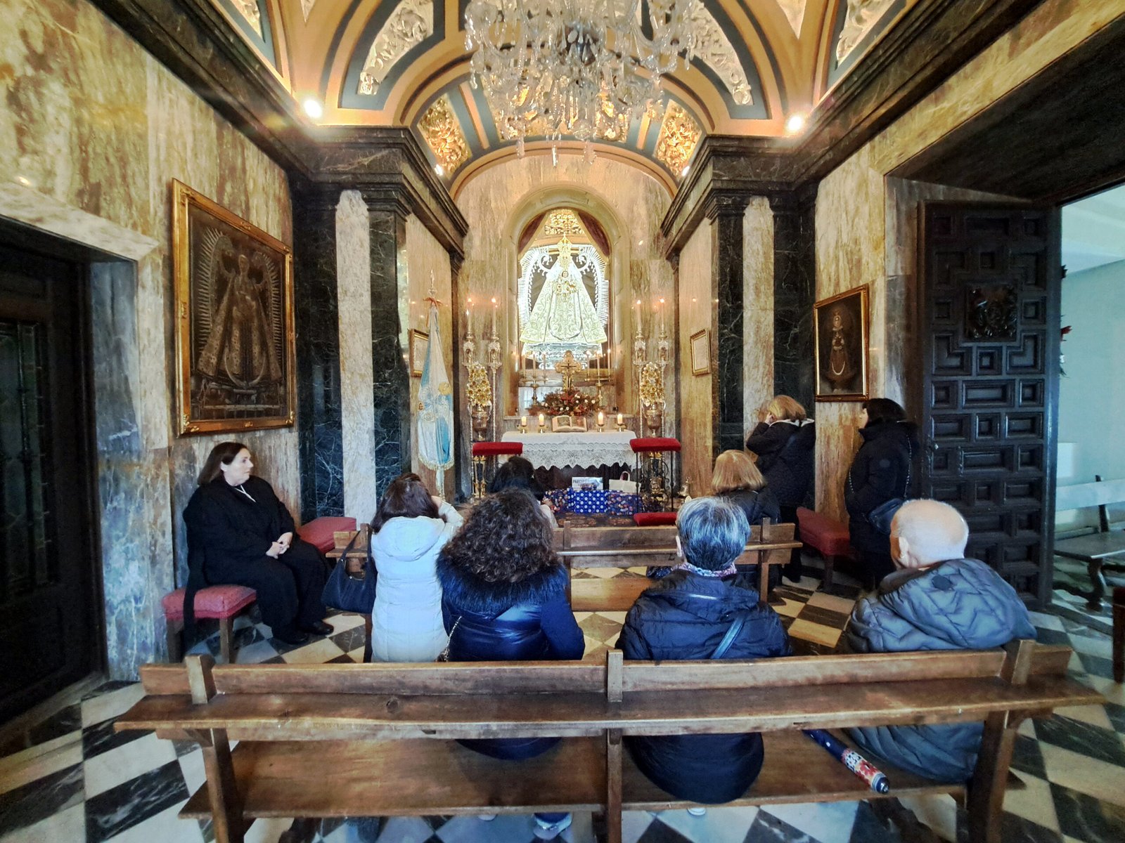 EL CAMARÍN DE LA VIRGEN DEL PRADO EN LA FESTIVIDAD DEL DULCE NOMBRE DE JESÚS